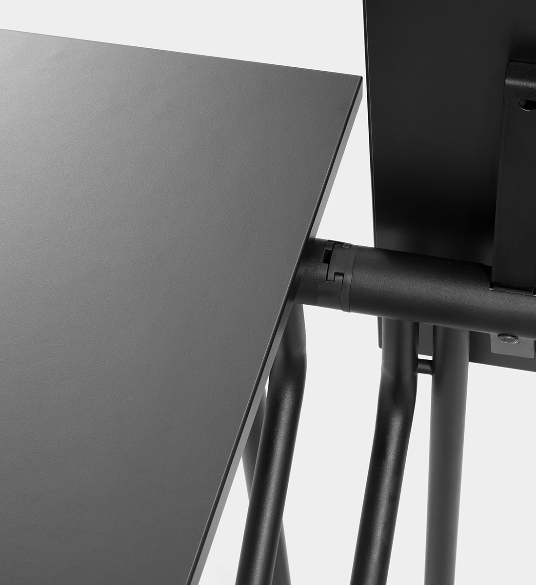 Gate training tilting tavolo