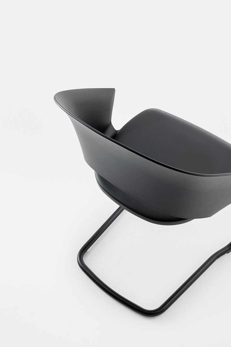 Icon cantilever sedia