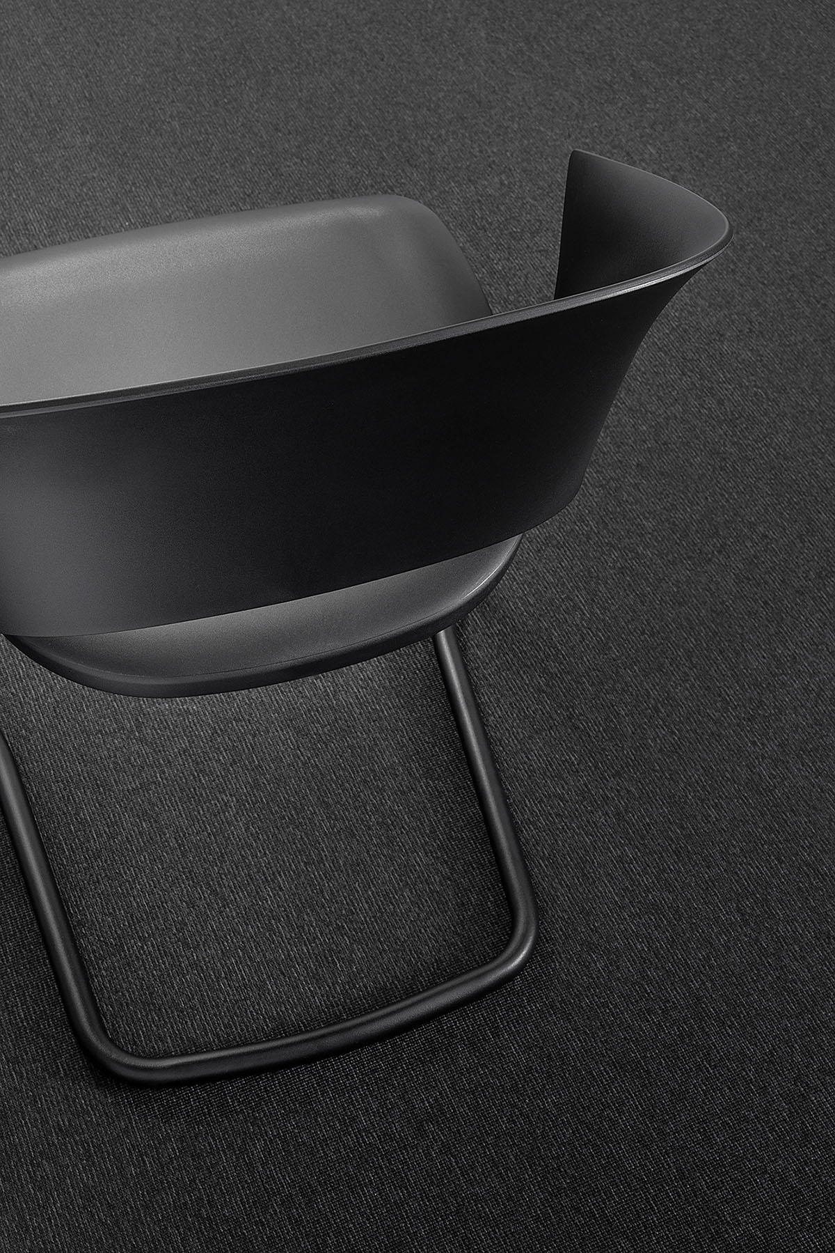 Icon cantilever sedia