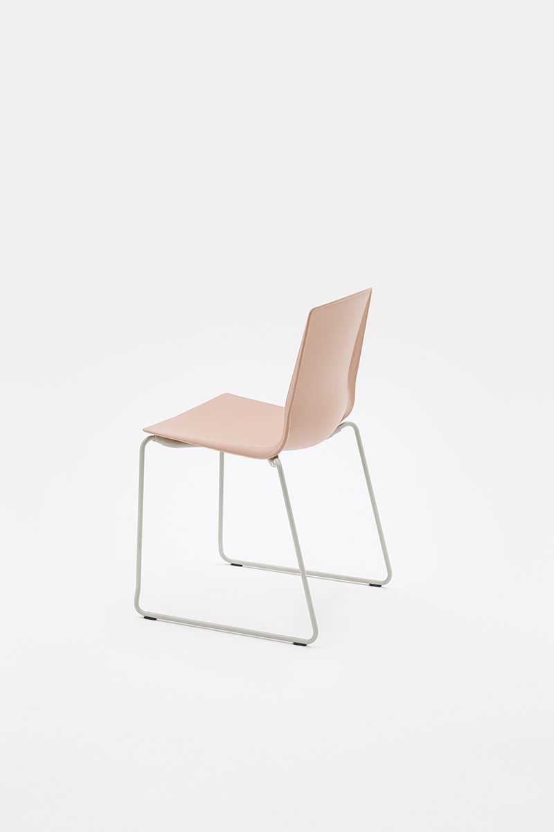 Loto sled chair sedia
