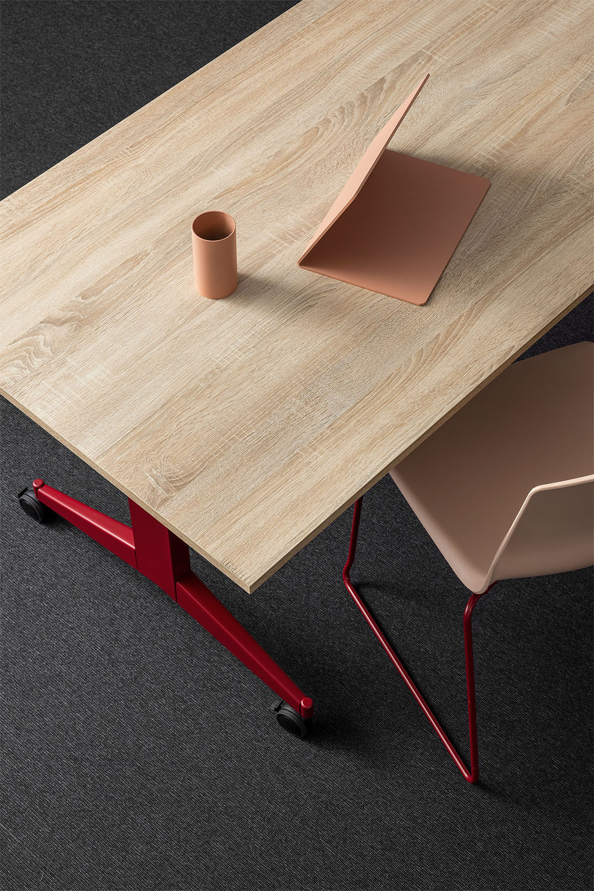 Loto sled chair sedia