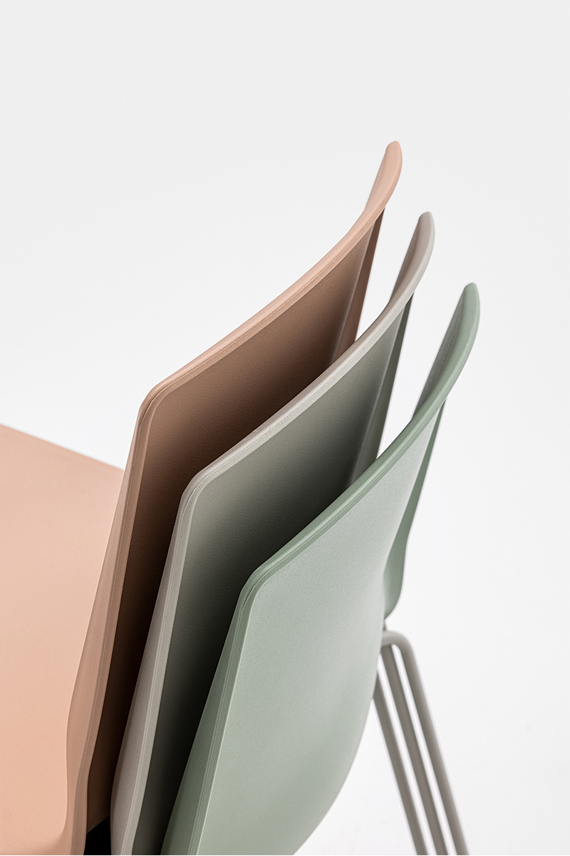 Loto sled chair sedia