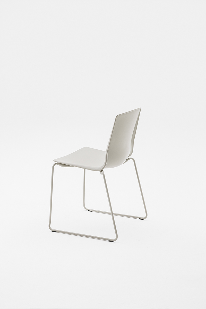 Loto sled chair sedia
