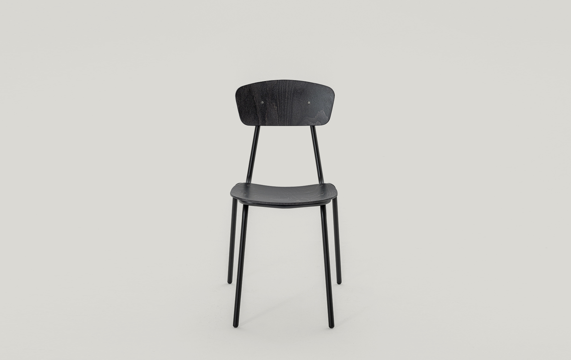 Simple chair sedia