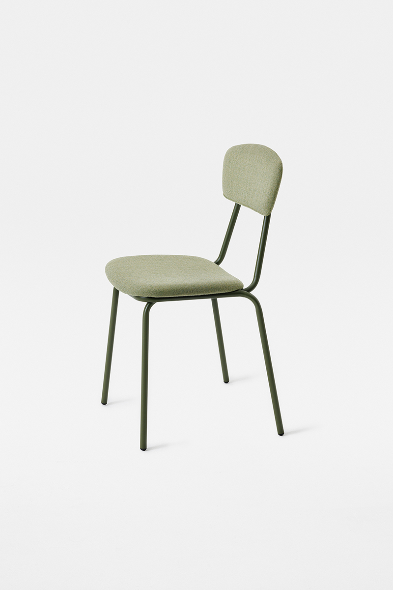 Simple soft chair sedia