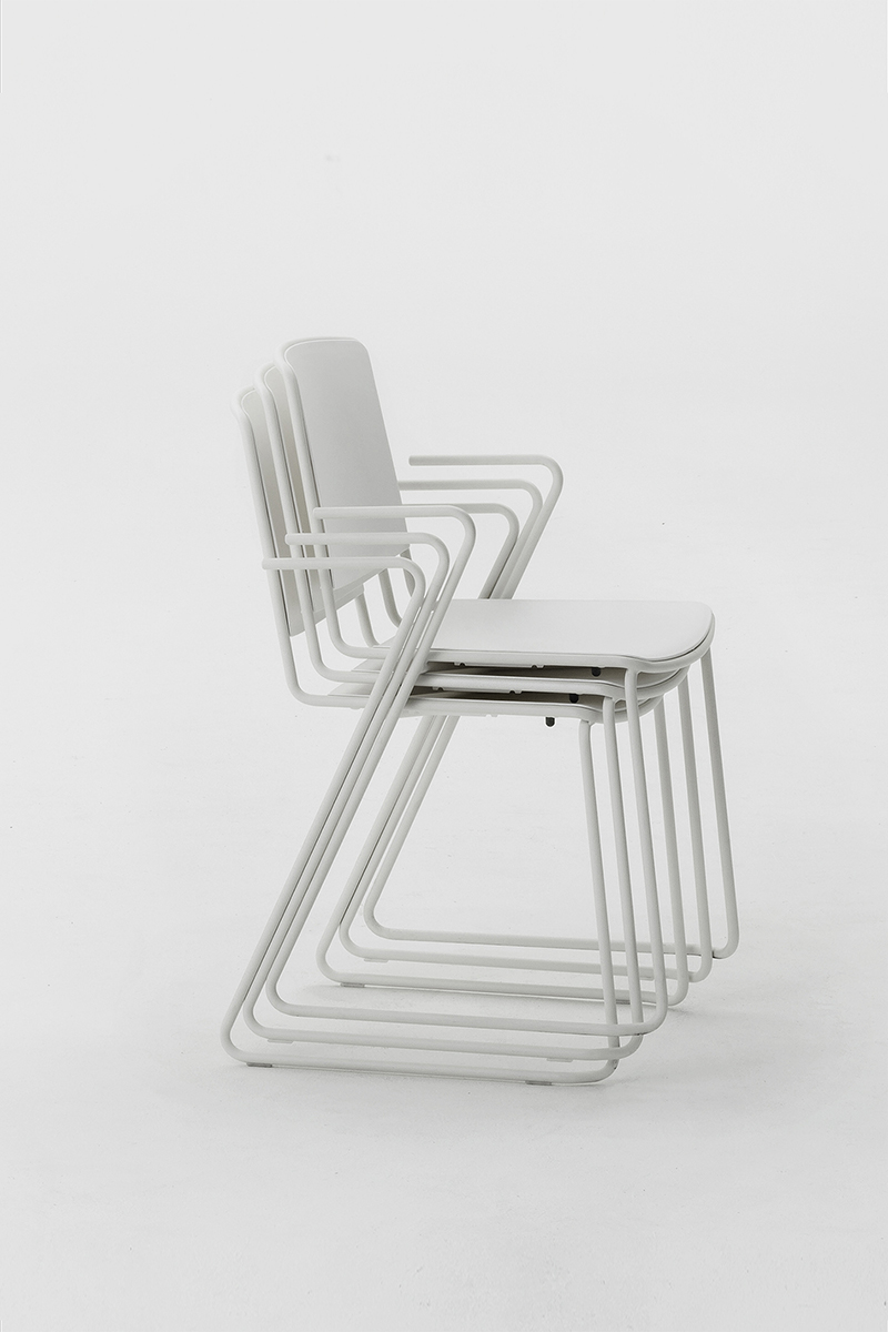 Vea sled armchair sedia